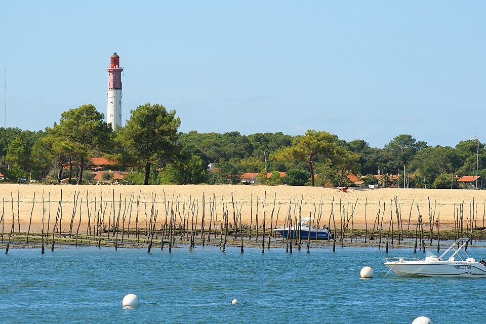 The lighthouse and beach at Cap Ferret